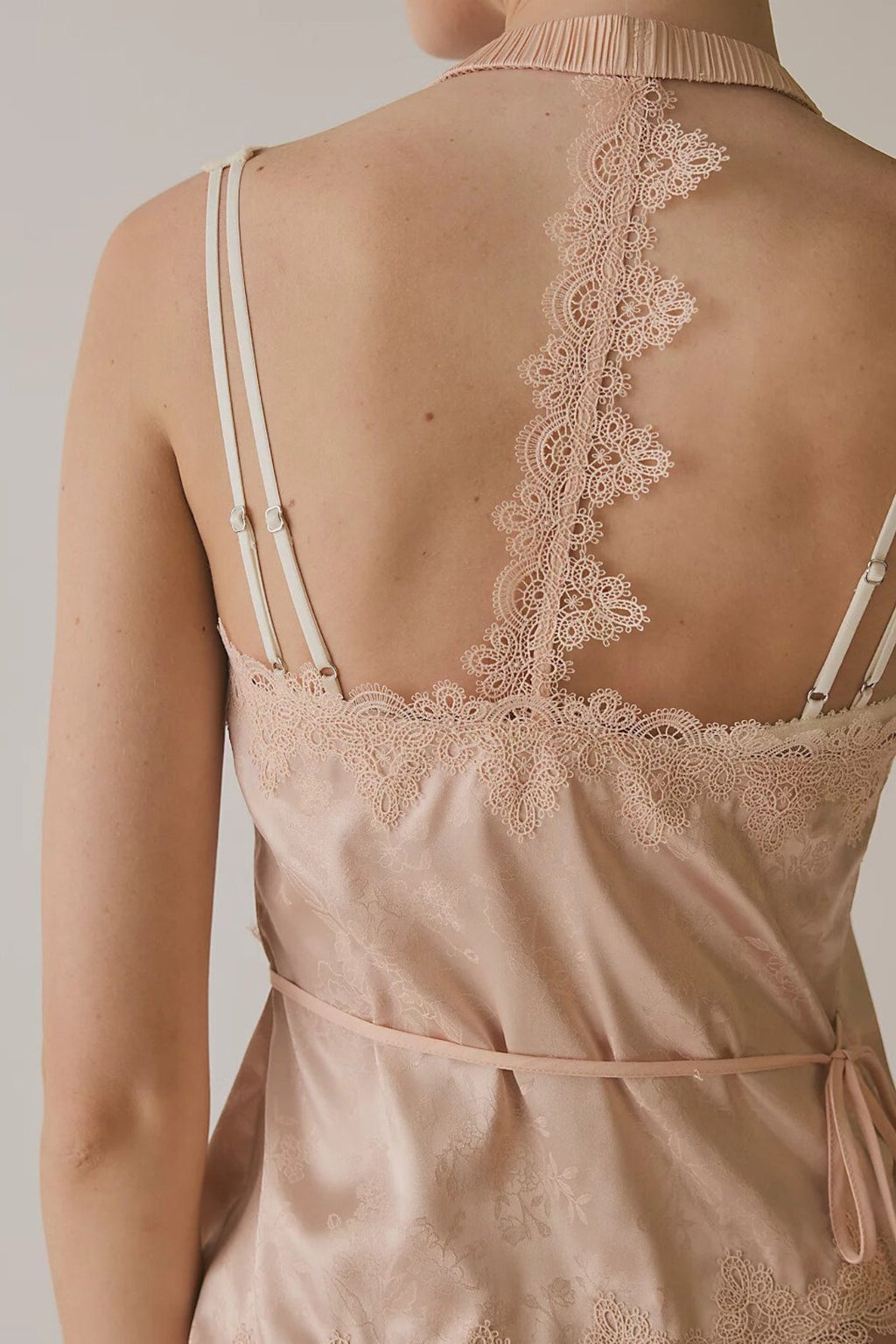 Sexy Jacquard Lace Tie Cropped Halter Top