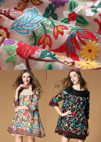 Vestido de vacaciones francés con mangas de pulsera de organza y bordado de patchwork negro 