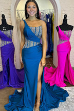 Blaues Meerjungfrauen-Abendkleid mit One-Shoulder und Perlenstickerei