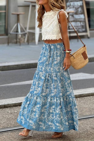 Top de tirantes calado de crochet con flores chic