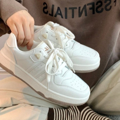 Back to School Brand Sewing Men Sneakers Zapatillas Mujer Light Flat Shoes Ladies Outdoor Luxury Men Running Shoes Women Chaussure Femme