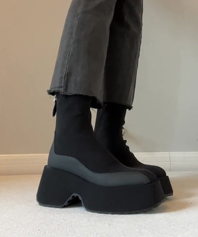 Botas negras de plataforma con cremallera y empalme de moda 