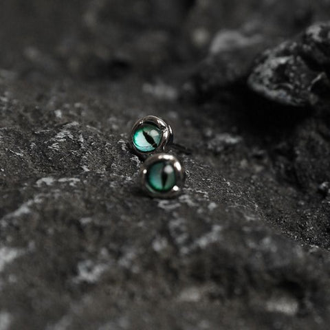 Pendientes de ojo de diablo de moda en plata de ley 
