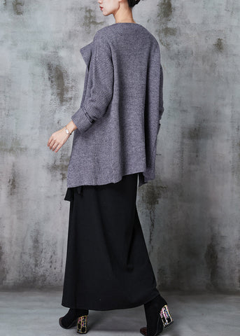 Taillierte graue asymmetrische Strickjacke und Kleid mit schlichter Passform, zweiteiliges Set für den Frühling 