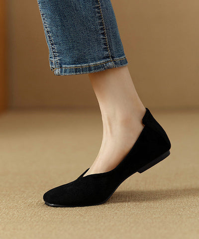 Mocasines planos sencillos y cómodos de ante naranja 
