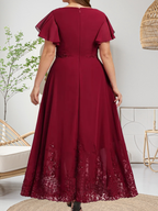 A-Linien-Kleid mit Rundhalsausschnitt, knöchellang, aus Spitze und Chiffon, mit Pailletten besetzt