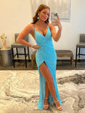Vestido de fiesta de sirena con escote en V y lentejuelas con abertura