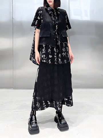 Blusas y camisas con solapas escalonadas, aberturas laterales, estampados, con cordones y dos bolsillos laterales falsos 