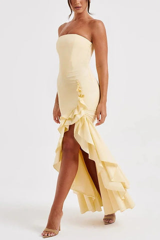 Sexy schulterfreies, schmal geschnittenes Maxikleid mit unregelmäßigem Saum 