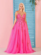 Vestido de fiesta largo de encaje rosa con escote en V y corte A