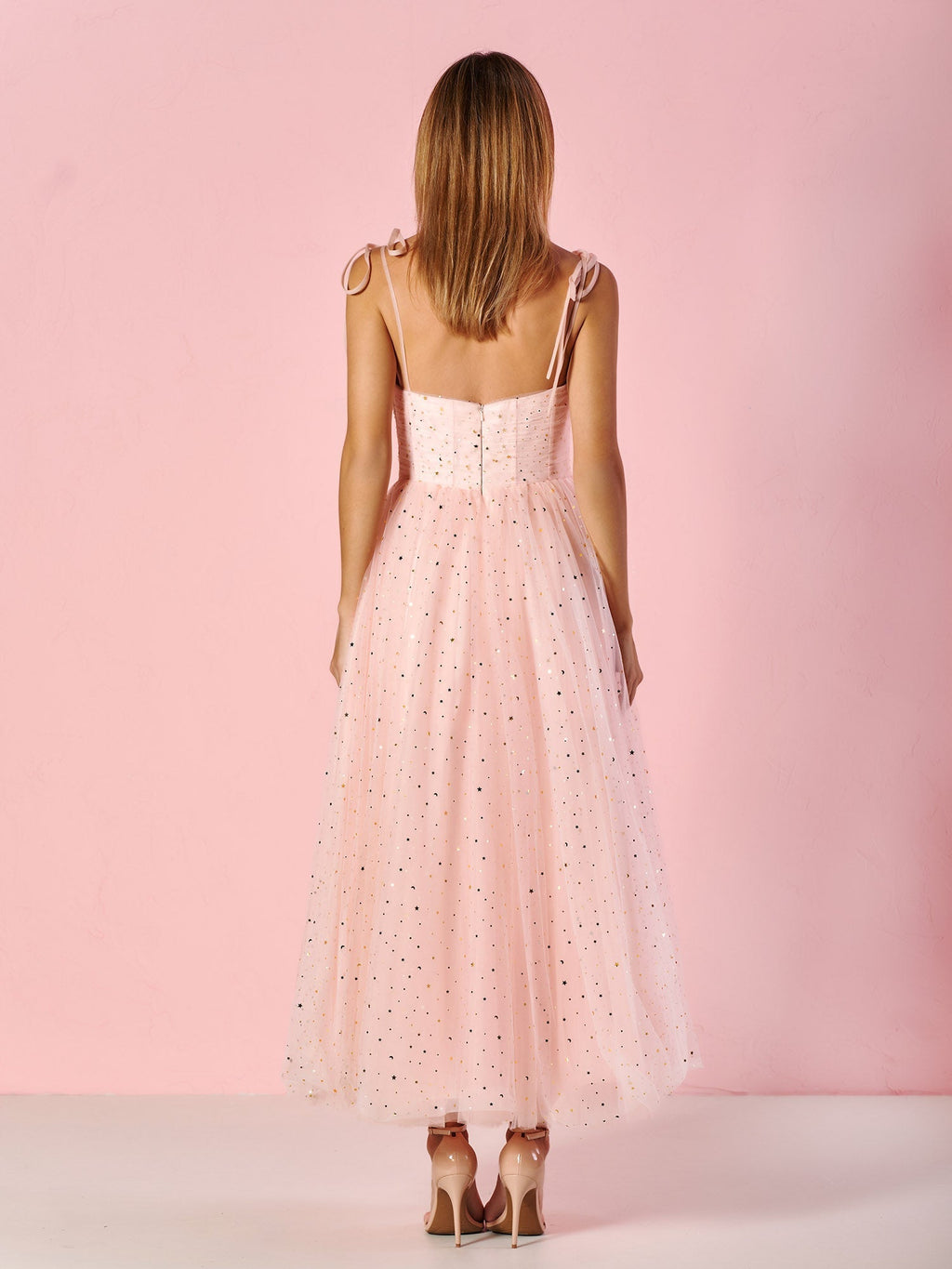 Maxi-Abendkleid aus Tüll mit Herzausschnitt und Sternenhimmel
