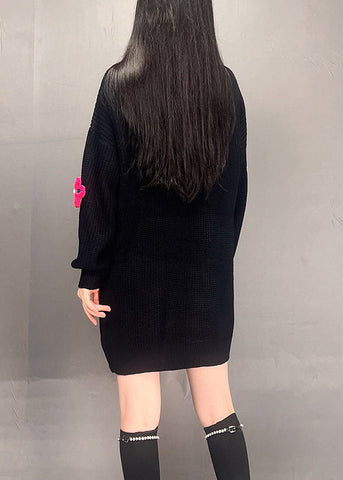 Vestido elegante de punto con patchwork floral y cuello redondo negro para otoño 