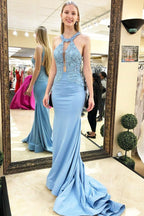 Langes, himmelblaues Meerjungfrauen-Abendkleid mit offenem Rücken