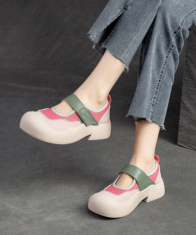 Lindos mocasines gruesos con correa de hebilla y empalme en color rosa 