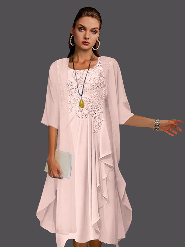 Zweiteiliges, ärmelloses A-Linien-Kleid aus Chiffonspitze mit Faltenapplikationen 