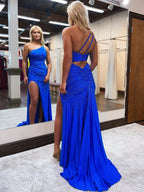 Meerjungfrauen-Abendkleid aus Jersey mit One-Shoulder-Schulter, Perlenbesatz und Schlitz