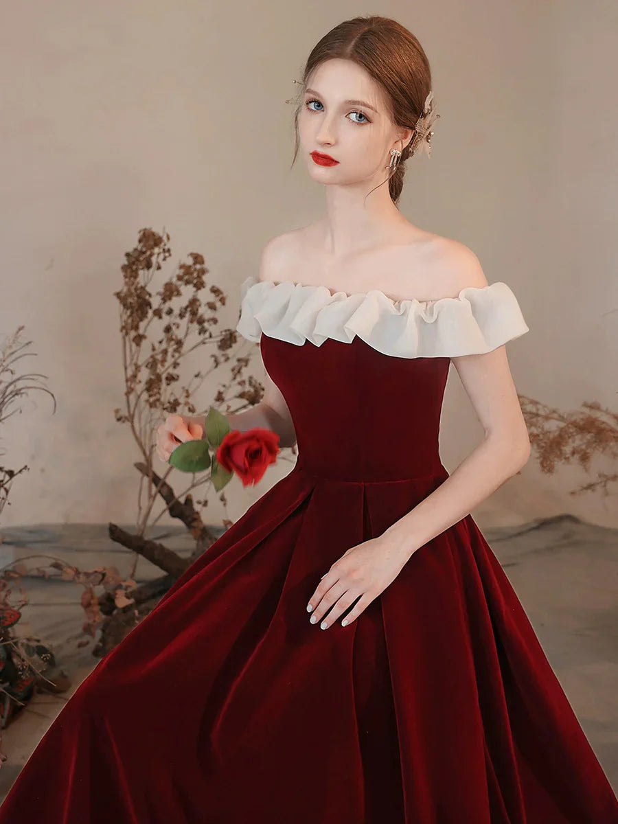 A-Linien schulterfreies Samt-Abendkleid Burgund Abendkleid