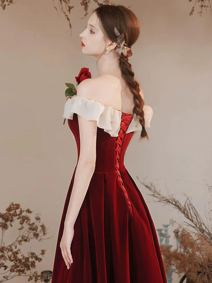 A-Linien schulterfreies Samt-Abendkleid Burgund Abendkleid