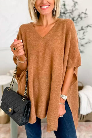 Locker sitzender Poncho-Pullover mit V-Ausschnitt
