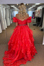 Schulterfreies, mehrlagiges, perlenbesetztes Tüll-Abendkleid