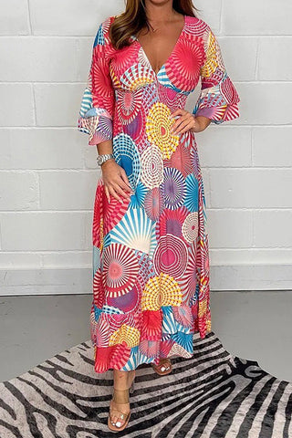 Vestido largo estampado con vuelo y mangas con volantes y cuello en V de Meridress