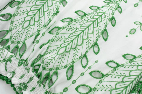 Traje de pantalón corto y blusa Eileen 