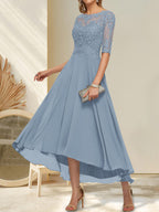 A-Linien-Kleid mit U-Boot-Ausschnitt, Illusion-Effekt, asymmetrischem Chiffon-Spitzenbesatz und Paillettenstickerei für die Mutter der Braut.