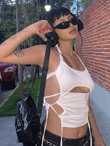 Top corto sexy de verano Y2K con espalda descubierta para mujer, con agujeros, blanco, sin mangas, estilo vendaje, estilo halter, ropa de calle, camisola de los años 90 