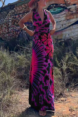 Vestido largo de corte A con escote en V, espalda cruzada y efecto tie dye de Meridress