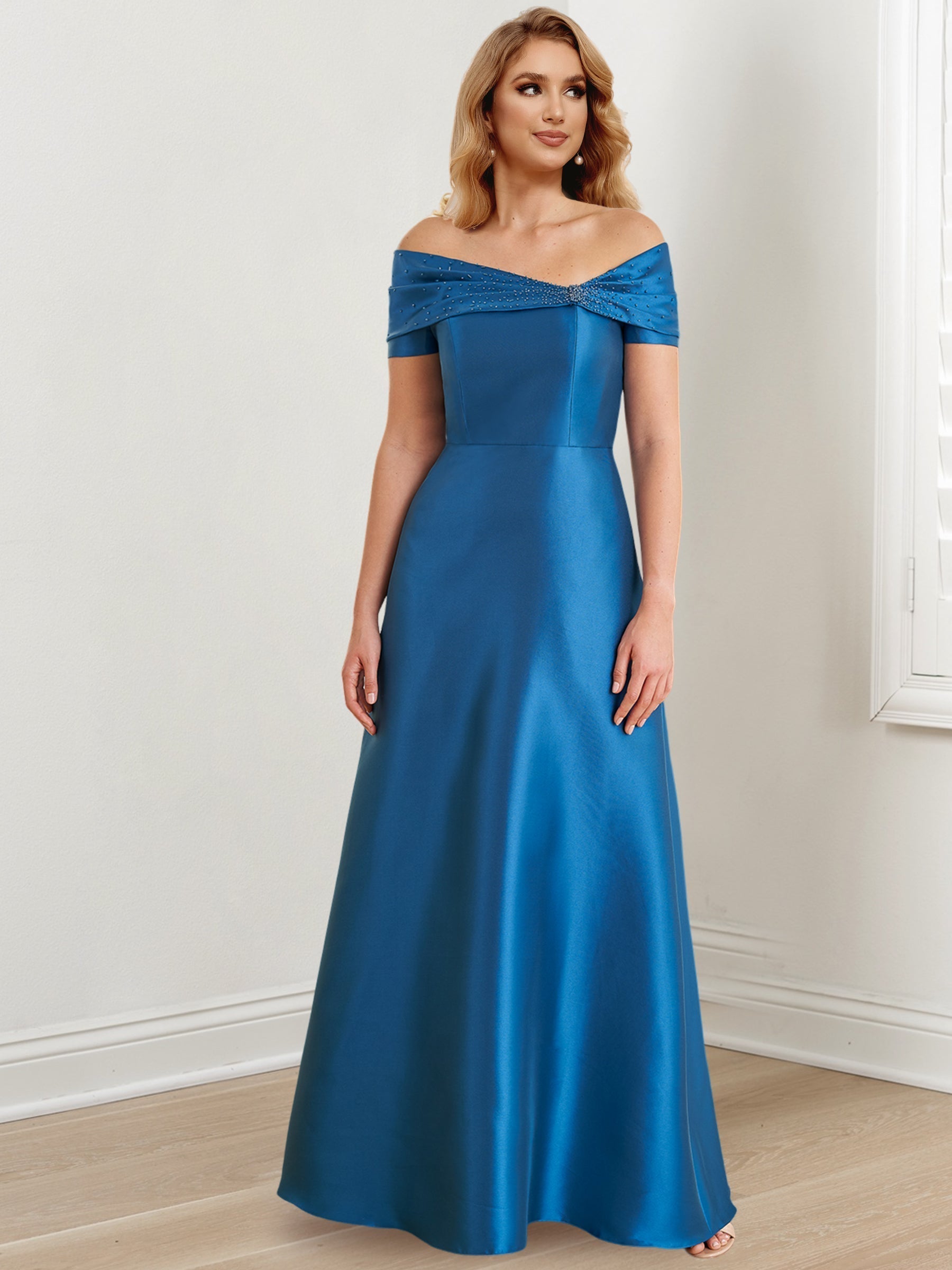 A-Linien-/Prinzessinnen-Kleid mit schulterfreiem Ausschnitt und bodenlang für die Mutter der Braut 