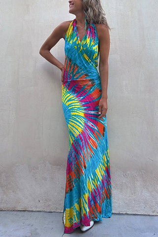 Vestido maxi tie dye sin mangas con cuello halter y espalda descubierta de Meridress
