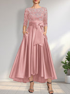 A-Linien-Kleid mit asymmetrischem Ausschnitt, Illusion-Effekt, Satinspitze und Schleife für die Mutter der Braut