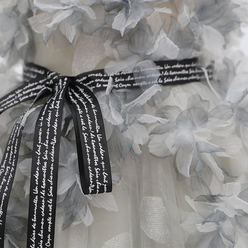 Kommunionkleid für Mädchen, luxuriöses Partykleid, flauschiges, formelles Prinzessinnenkleid mit vielen Blütenblättern für Babys 