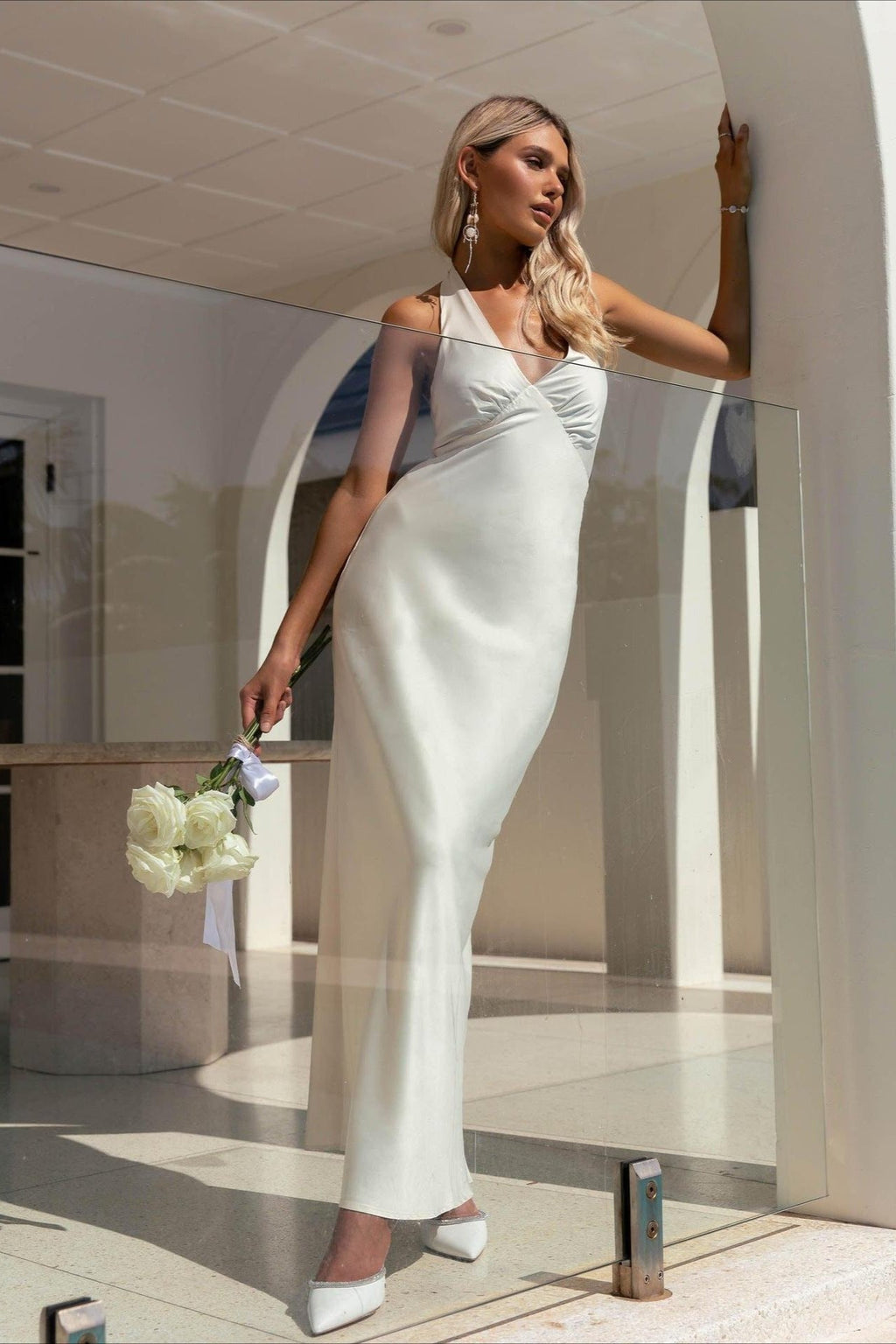 Elegant Solid V Neck Slim Fit Maxi Dress
