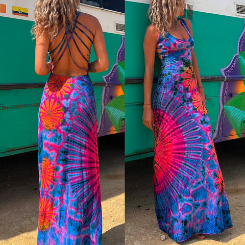 Meridress – Rückenfreies Maxi-Camisole-Kleid mit überkreuztem Design und Batikmuster
