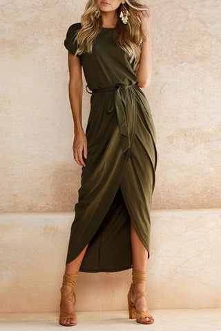 Meridress – Unregelmäßiges, schmales Kleid mit Schlitz vorne