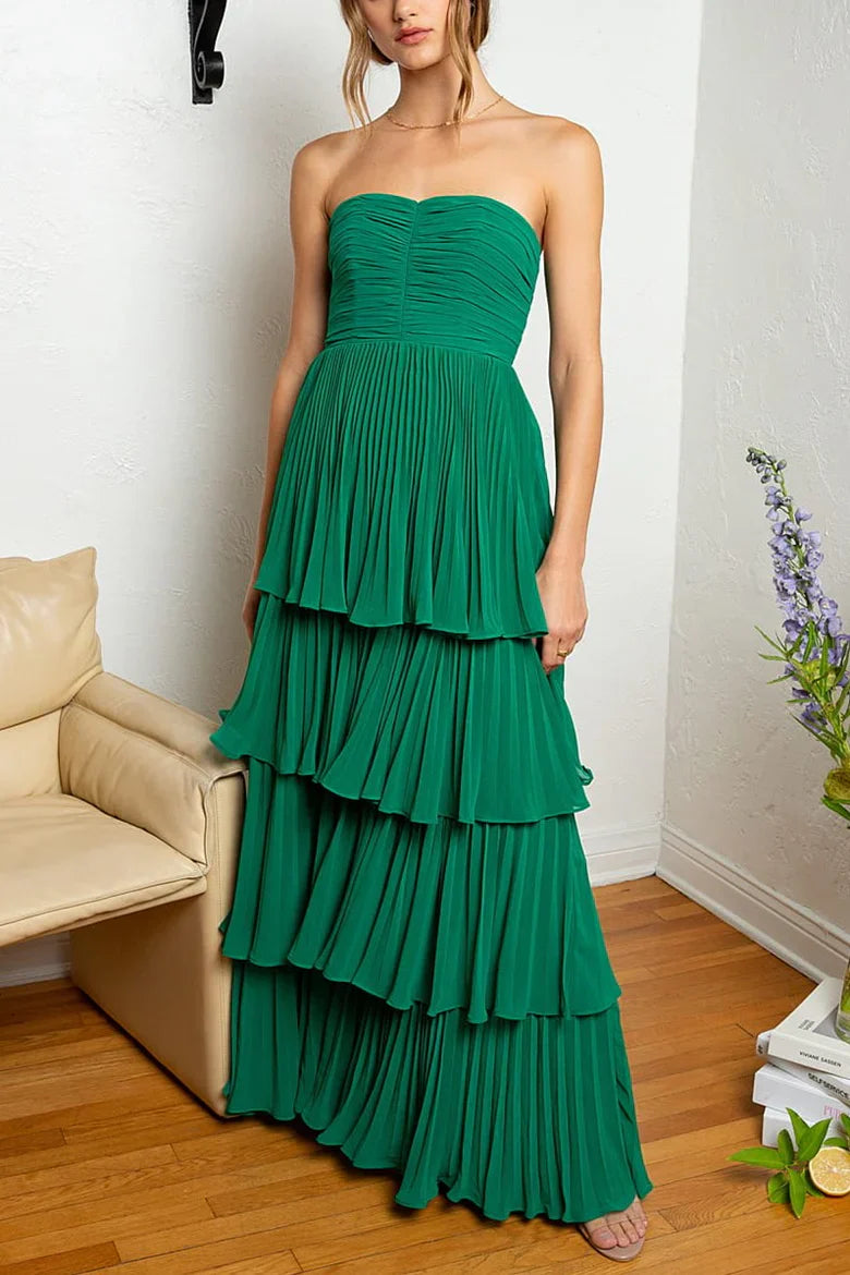 Vestido formal largo multicapa sin tirantes verde esmeralda