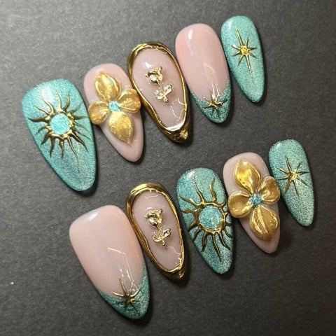 Hot SaleGolden Flower Almond NailsHandmade Artificial Gel Nail Press-On Nails