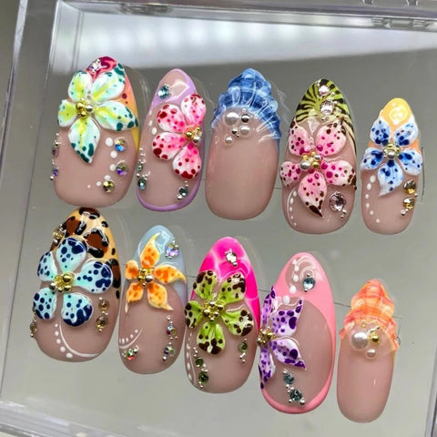 Hot SaleFlower Cluster with Five PetalsHandmade Artificial Gel Nail Press-On Nails