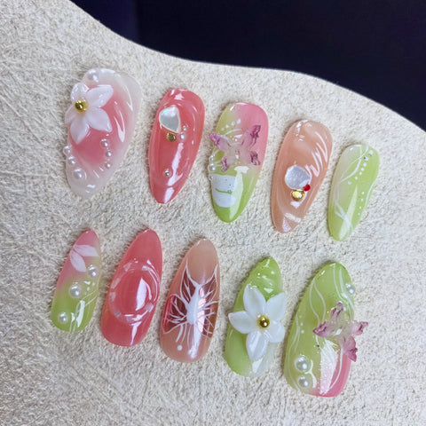 Butterfly and Five Petaled FlowerCarefully designed pure handmade press-on gel nails