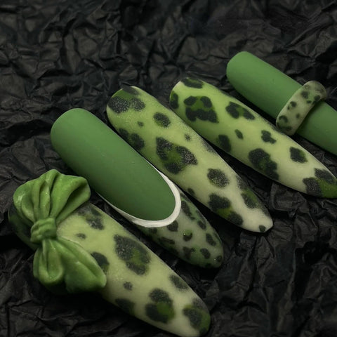 Hot SaleGreen French Leopard Print Bow Nail Press On NailsHandmade Artificial Gel Nail Press-On Nails
