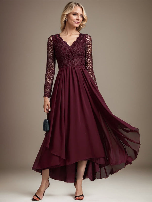 A-Linien-Kleid aus Chiffon mit V-Ausschnitt und asymmetrischer Spitze für die Mutter der Braut