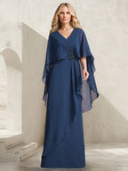 A-Linien-Kleid aus Chiffon mit V-Ausschnitt, bodenlang, mit Kaskadenrüschen und Perlenstickerei für die Mutter der Braut. 