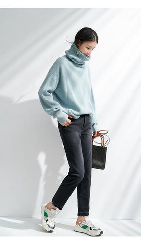 Yaretzi Sweater