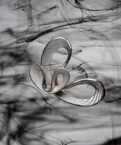 Lose Ohrstecker aus Sterlingsilber mit Doppelwolkenmotiv 