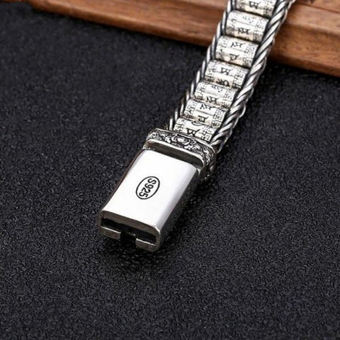 Pulsera de plata de ley con seis caracteres de la verdad y la mano del mortero Vajra 