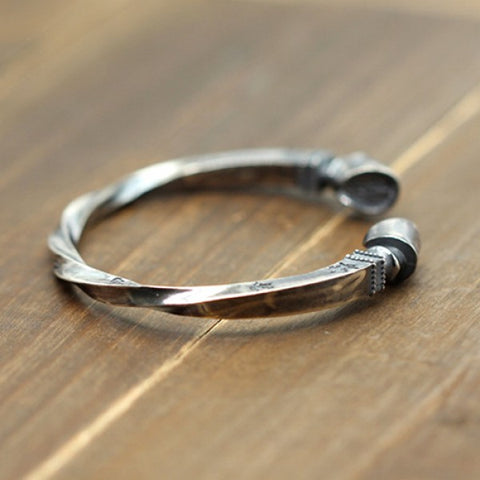 Brazalete de plata de ley con forma de pezuña de caballo 