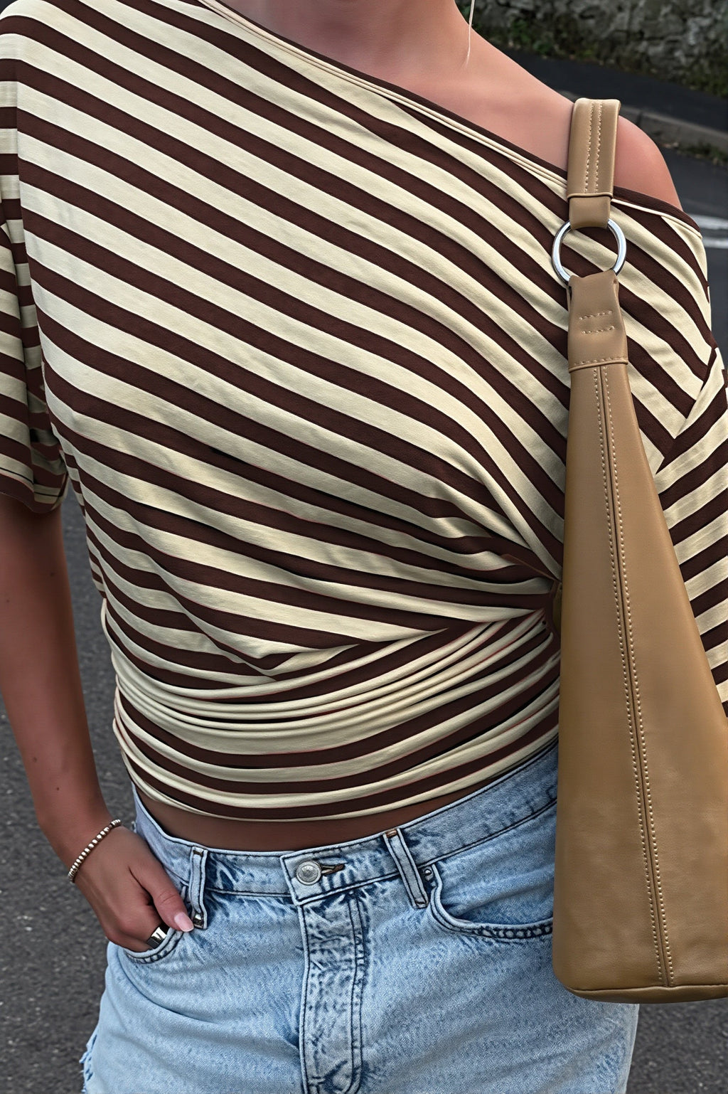 Striped One Shoulder Slim T-shirt
