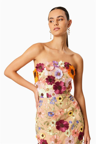 Vestido midi sin tirantes con bordado floral Belle 