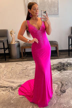 Meerjungfrauen-Abendkleid in Pink mit V-Ausschnitt und Perlenstickerei